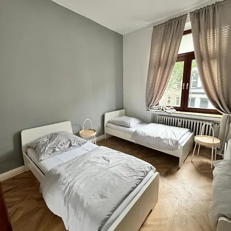 Flats 24 杜伊斯堡